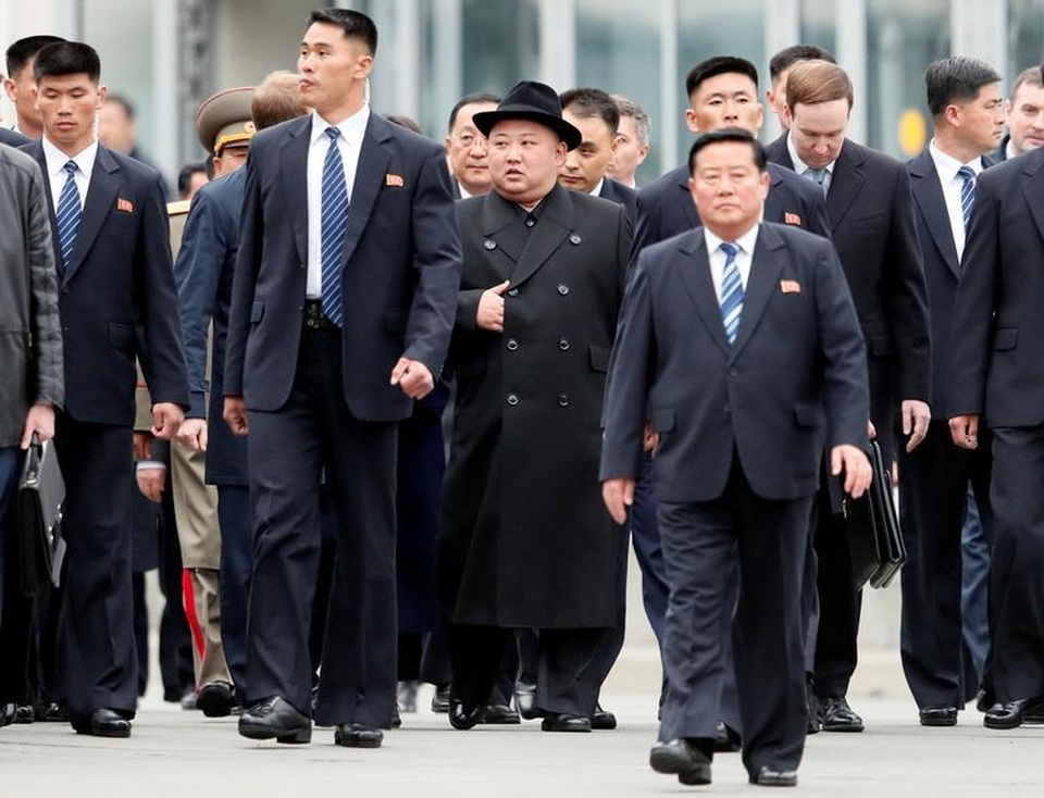 Những hình ảnh ấn tượng về chuyến thăm Nga lịch sử của ông Kim Jong-un - 3 Những hình ảnh ấn tượng về chuyến thăm Nga lịch sử của ông Kim Jong-un - 3