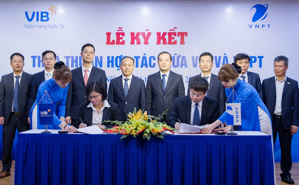 VNPT và Ngân hàng VIB ký kết hợp tác toàn diện - 1 VNPT và Ngân hàng VIB ký kết hợp tác toàn diện - 1