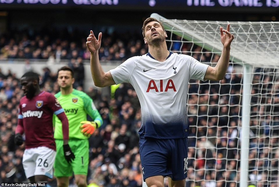 Thua đắng ở derby London, Tottenham lỡ cơ hội bứt phá top 3 - 2 Thua đắng ở derby London, Tottenham lỡ cơ hội bứt phá top 3 - 2
