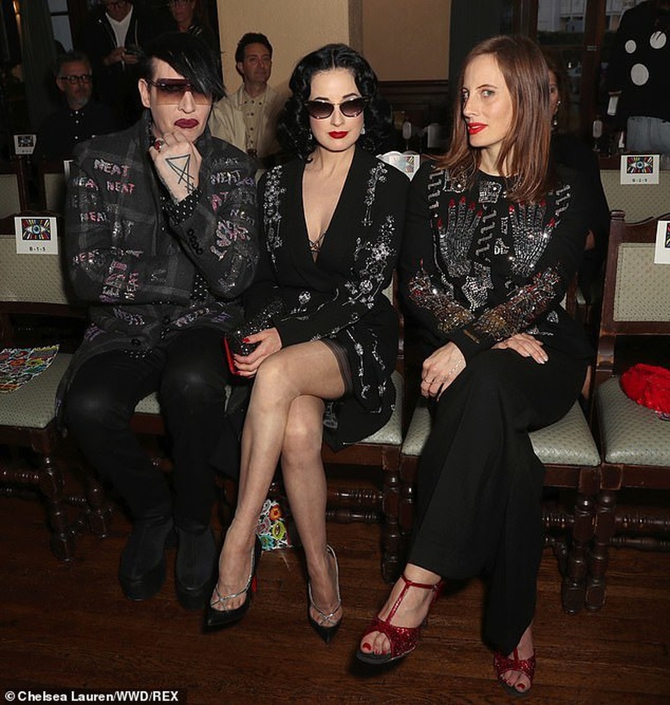 Vũ nữ thoát y Dita Von Teese  tái ngộ chồng cũ Marilyn Manson - 2
