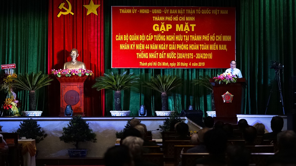 Bí thư Nguyễn Thiện Nhân trò chuyện với các tướng lĩnh nghỉ hưu - 5 Bí thư Nguyễn Thiện Nhân trò chuyện với các tướng lĩnh nghỉ hưu - 5