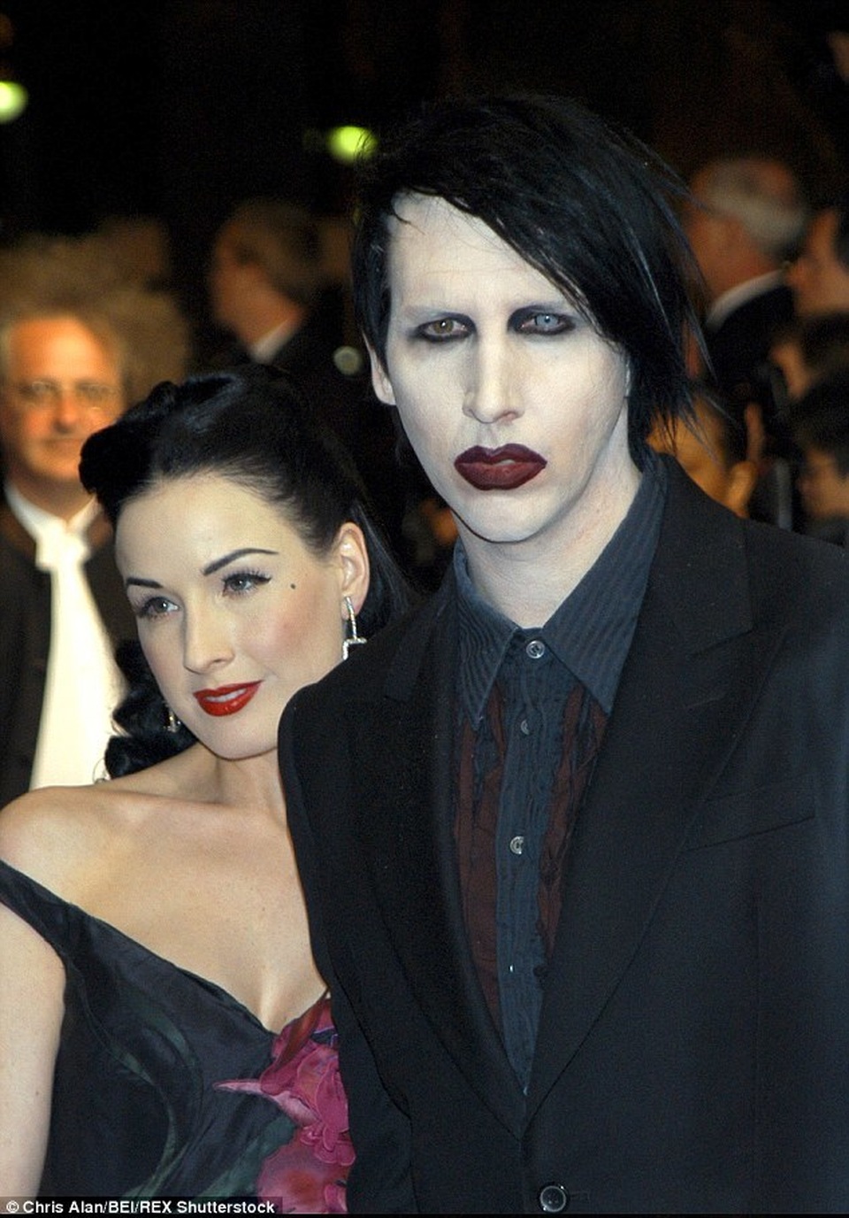 Vũ nữ thoát y Dita Von Teese  tái ngộ chồng cũ Marilyn Manson - 7