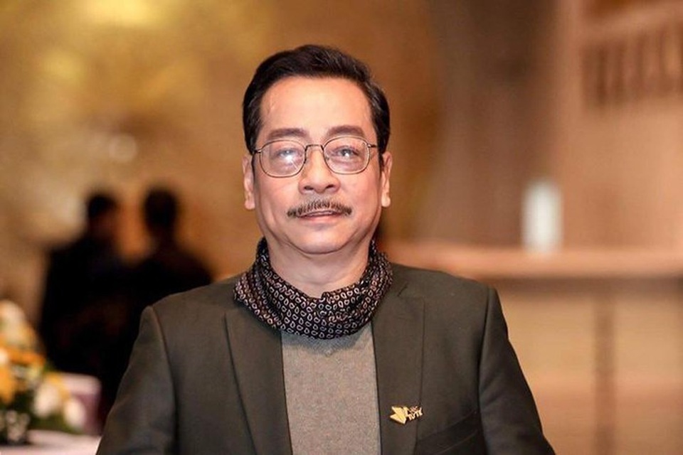Bị phản ứng vì không đội mũ bảo hiểm khi đi xe máy, “ông trùm” Hoàng Dũng nói gì? - 2 Bị phản ứng vì không đội mũ bảo hiểm khi đi xe máy, “ông trùm” Hoàng Dũng nói gì? - 2