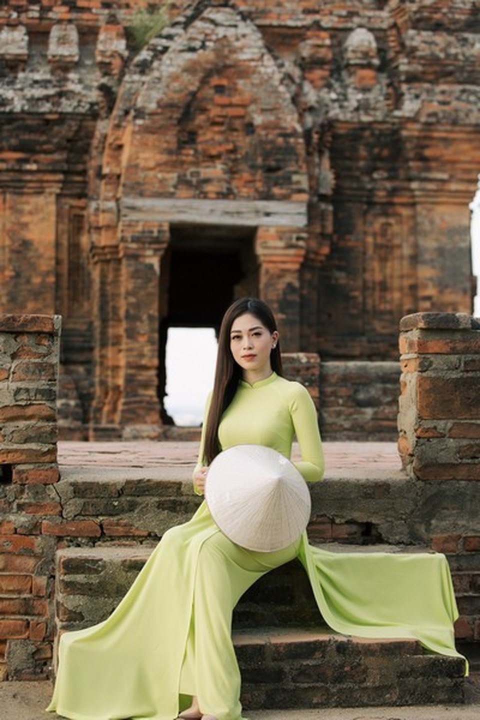 Dàn Hoa hậu Việt Nam 2018 “đọ sắc” cùng... nho - 5 Dàn Hoa hậu Việt Nam 2018 “đọ sắc” cùng... nho - 5