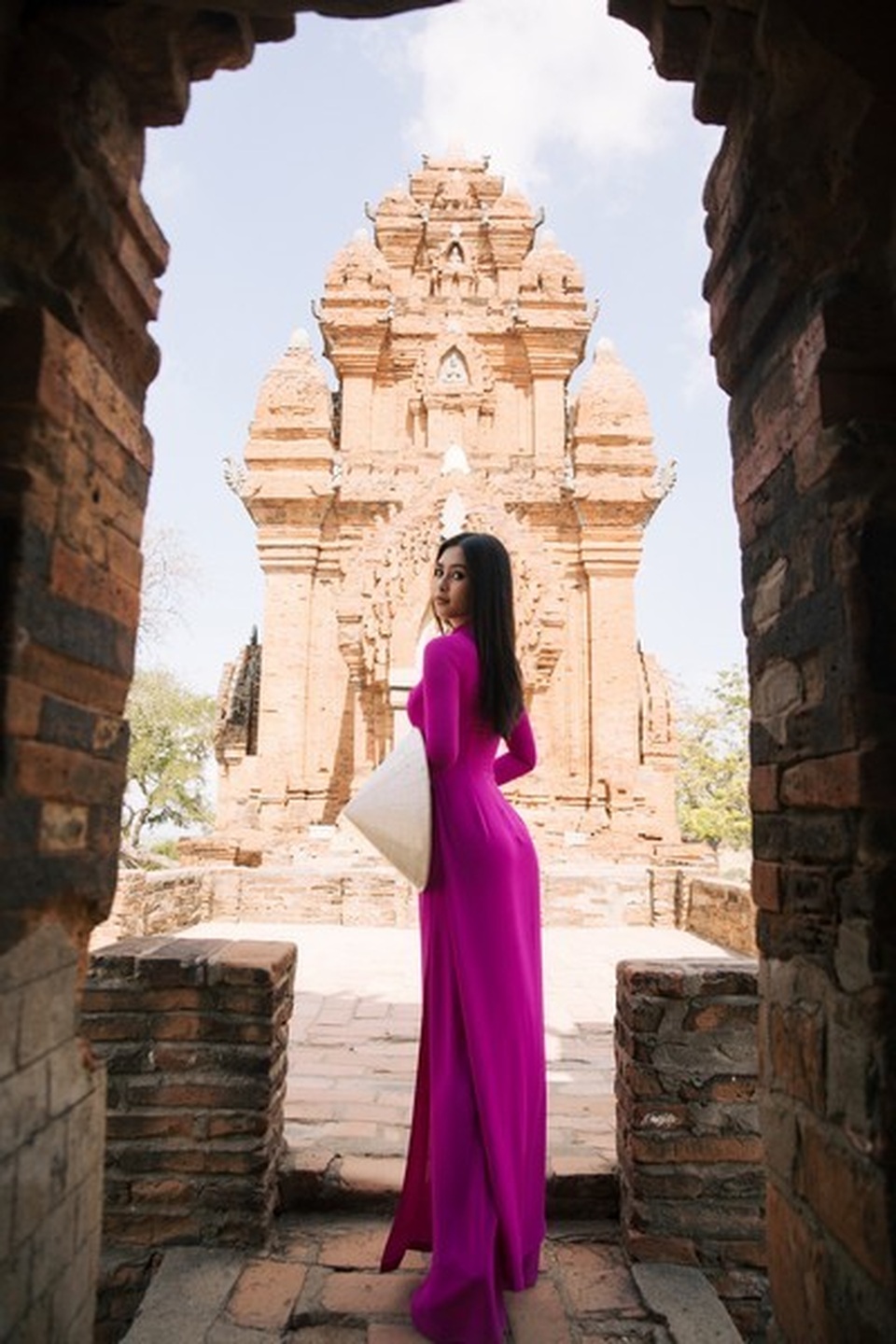 Dàn Hoa hậu Việt Nam 2018 “đọ sắc” cùng... nho - 3 Dàn Hoa hậu Việt Nam 2018 “đọ sắc” cùng... nho - 3