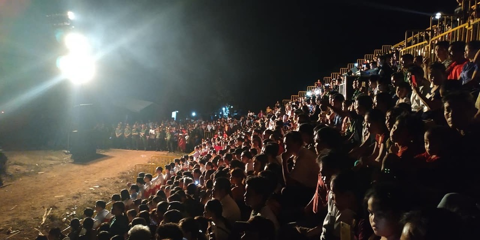 Xúc động chương trình nghệ thuật đặc biệt tri ân liệt sĩ giữa đại ngàn Trường Sơn - 8 Xúc động chương trình nghệ thuật đặc biệt tri ân liệt sĩ giữa đại ngàn Trường Sơn - 8