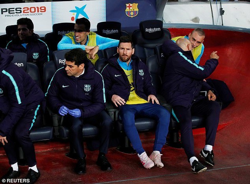 Messi ghi bàn, Barcelona vô địch La Liga lần thứ 26 - 2 Messi ghi bàn, Barcelona vô địch La Liga lần thứ 26 - 2