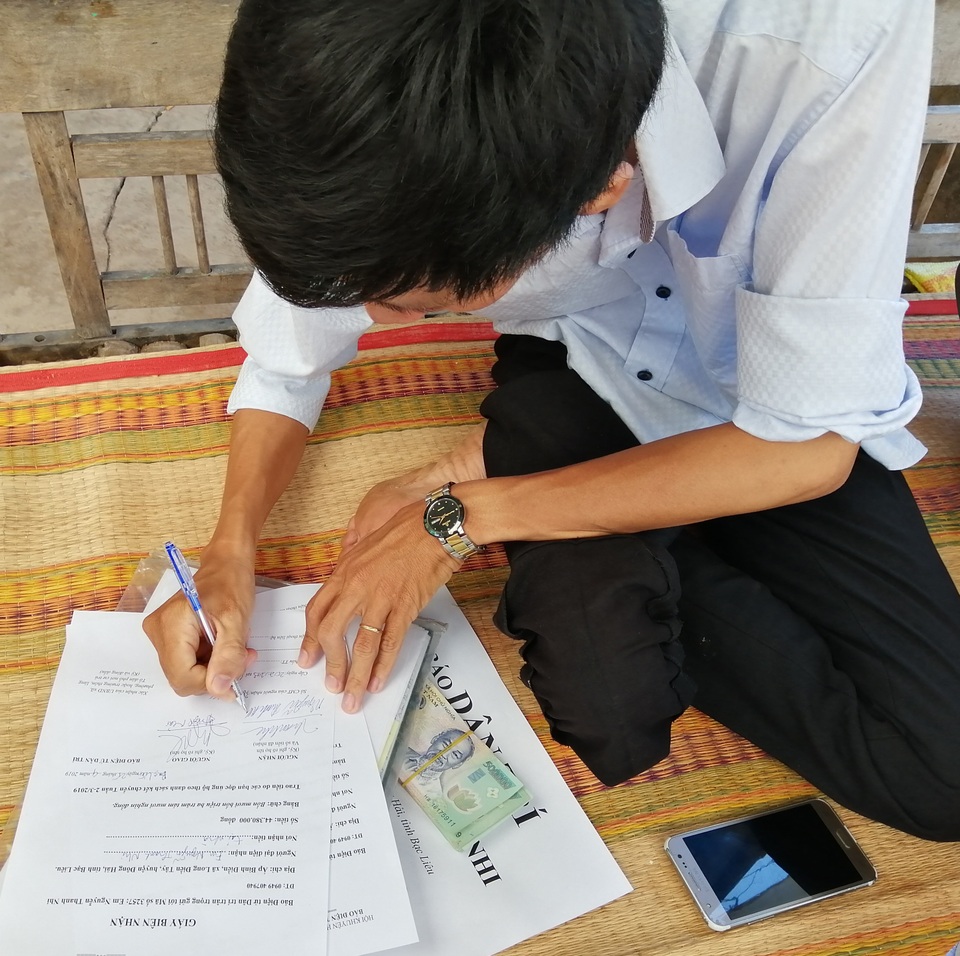 Bạn đọc Dân trí giúp thanh niên bị mục xương chân số tiền hơn 50 triệu đồng - 2 Bạn đọc Dân trí giúp thanh niên bị mục xương chân số tiền hơn 50 triệu đồng - 2