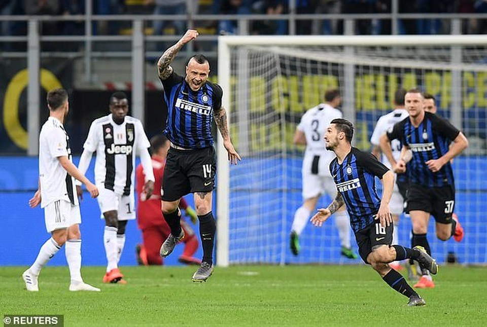 C.Ronaldo sắm vai người hùng, Juventus hòa may mắn Inter - 1