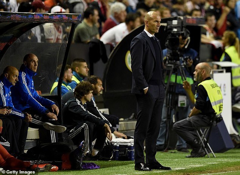 Thua Vallecano, Real Madrid kém Atletico đến 9 điểm - 5