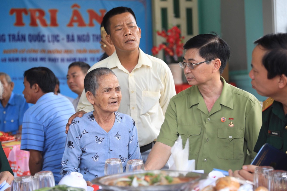 Vụ án oan gần 40 năm: Vẫn có chuyện cổ tích giữa đời thường - 5 Vụ án oan gần 40 năm: Vẫn có chuyện cổ tích giữa đời thường - 5