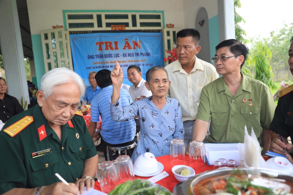 Vụ án oan gần 40 năm: Vẫn có chuyện cổ tích giữa đời thường - 8 Vụ án oan gần 40 năm: Vẫn có chuyện cổ tích giữa đời thường - 8