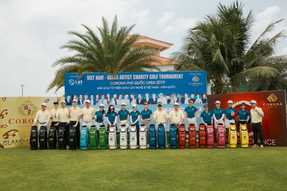 Nghệ sỹ Việt – Hàn trải qua lịch làm việc dày đặc tại Corona Phú Quốc Open 2019 - 2 Nghệ sỹ Việt – Hàn trải qua lịch làm việc dày đặc tại Corona Phú Quốc Open 2019 - 2