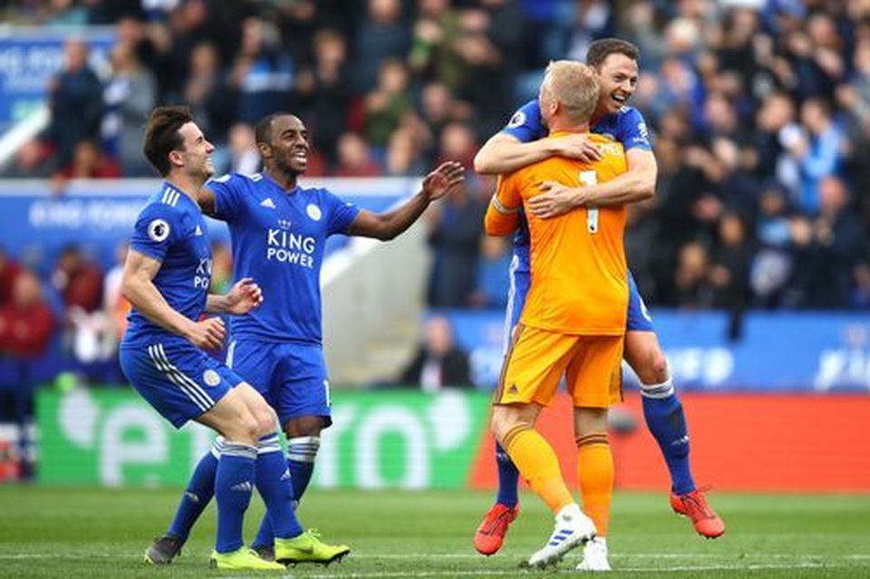 Nhìn lại trận thua tan tác của Arsenal trên sân Leicester - 19 Nhìn lại trận thua tan tác của Arsenal trên sân Leicester - 19