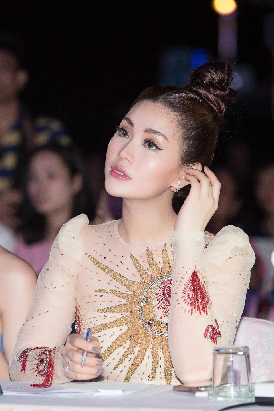 Tiểu Vy, Phương Nga, Thuý An “tướt mồ hôi” tìm sứ giả du lịch cho Ninh Thuận - 4 Tiểu Vy, Phương Nga, Thuý An “tướt mồ hôi” tìm sứ giả du lịch cho Ninh Thuận - 4