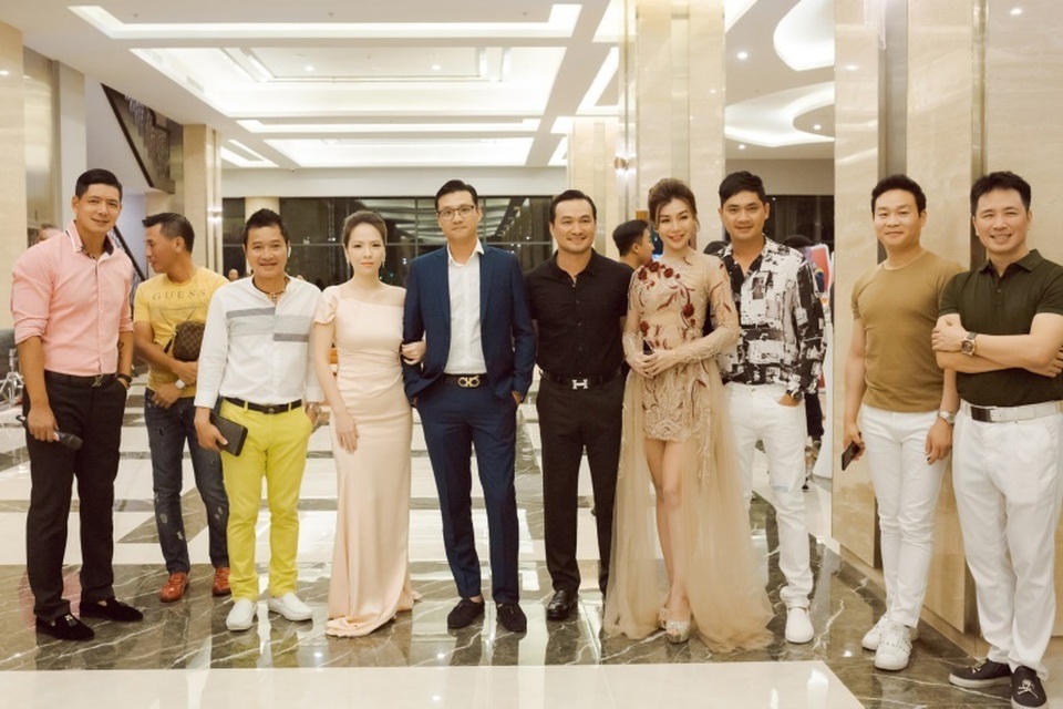 Hàng loạt sao Việt Nam và Hàn Quốc dự liveshow Lệ Quyên tại Phú Quốc - 4 Hàng loạt sao Việt Nam và Hàn Quốc dự liveshow Lệ Quyên tại Phú Quốc - 4