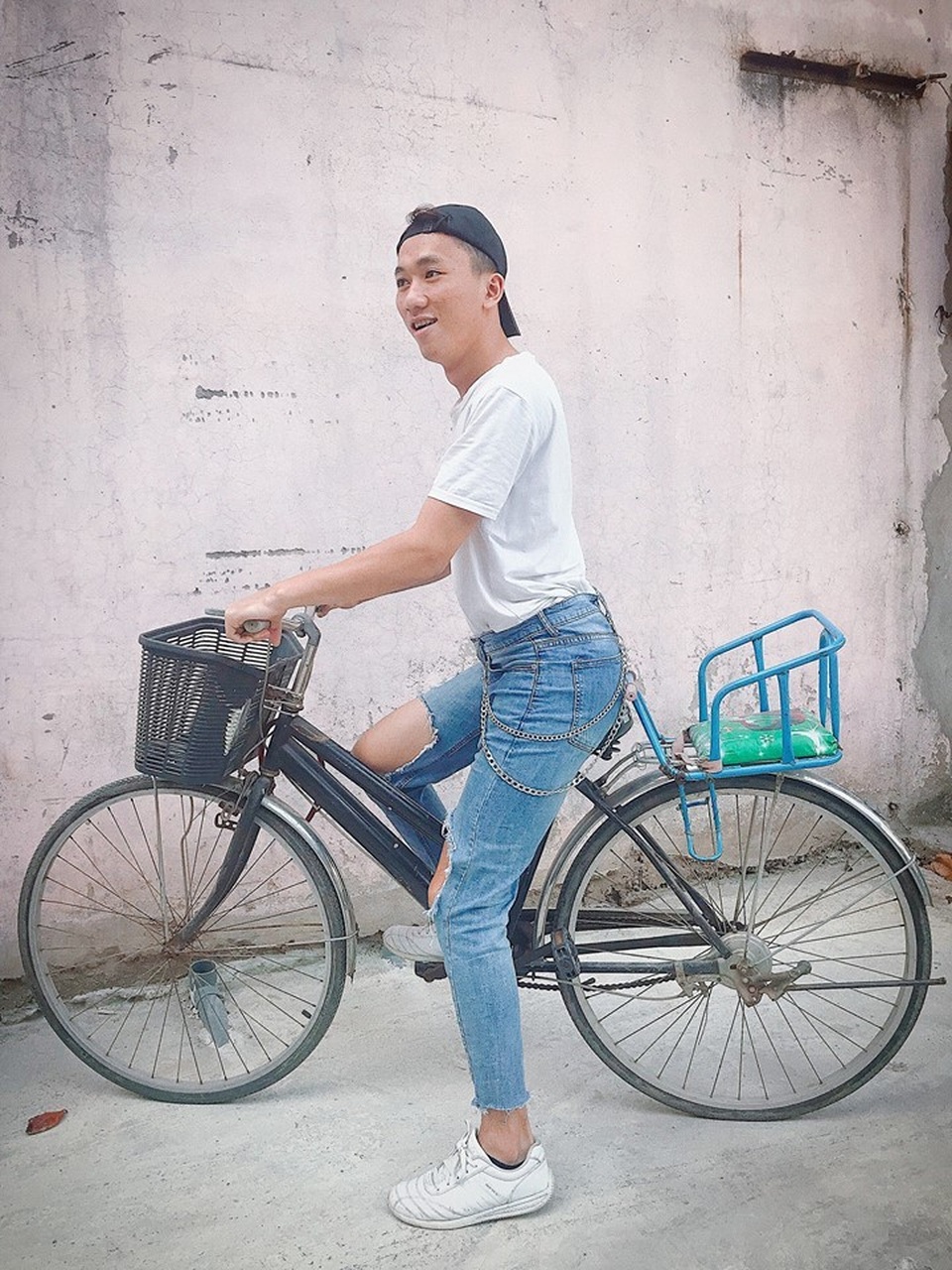 9x kiếm vài chục triệu đồng mỗi tháng từ video hài trên youtube - 3 9x kiếm vài chục triệu đồng mỗi tháng từ video hài trên youtube - 3