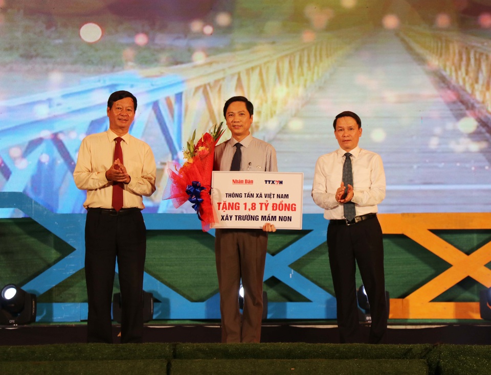 Ấn tượng chương trình nghệ thuật Khát vọng thống nhất - 5 Ấn tượng chương trình nghệ thuật Khát vọng thống nhất - 5