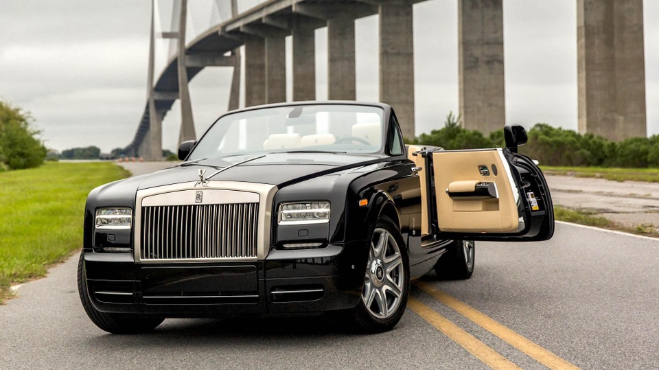 Đại gia mua Rolls Royce, Bugatti Veyron sẽ phải đóng từ 6 đến 8 tỷ đồng phí trước bạ - 1 Đại gia mua Rolls Royce, Bugatti Veyron sẽ phải đóng từ 6 đến 8 tỷ đồng phí trước bạ - 1