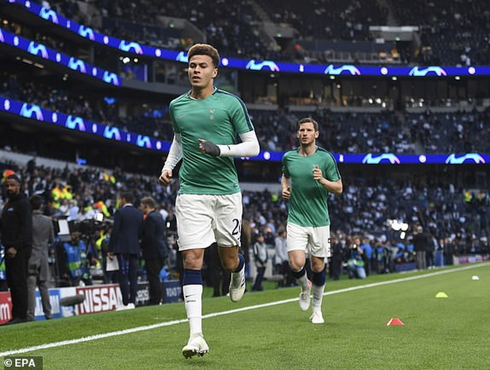 Tottenham 0-1 Ajax: Pha làm bàn của Van de Beek - 19 Tottenham 0-1 Ajax: Pha làm bàn của Van de Beek - 19
