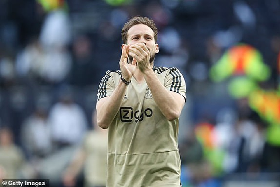 Tottenham 0-1 Ajax: Pha làm bàn của Van de Beek - 22 Tottenham 0-1 Ajax: Pha làm bàn của Van de Beek - 22
