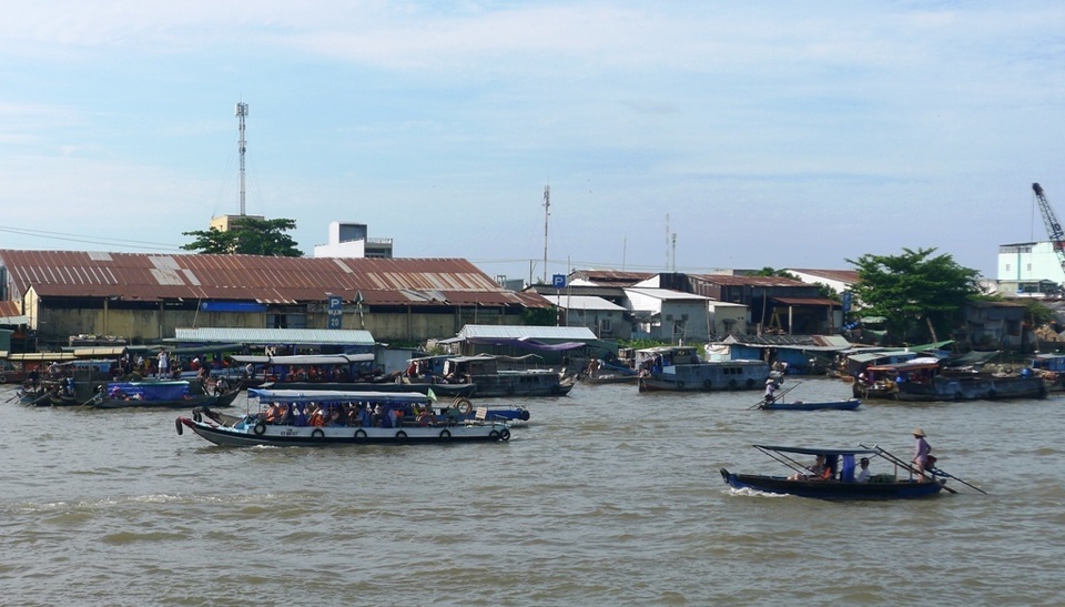 Ngày nghỉ cuối, Chợ nổi Cái Răng, Tràm Chim,… vẫn đông nghịt khách - 4 Ngày nghỉ cuối, Chợ nổi Cái Răng, Tràm Chim,… vẫn đông nghịt khách - 4