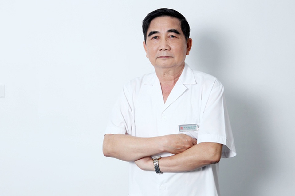 Viêm gan B lây lan nhanh hơn HIV gấp 100 lần, dùng chung bát đũa có lây? - 2 Viêm gan B lây lan nhanh hơn HIV gấp 100 lần, dùng chung bát đũa có lây? - 2