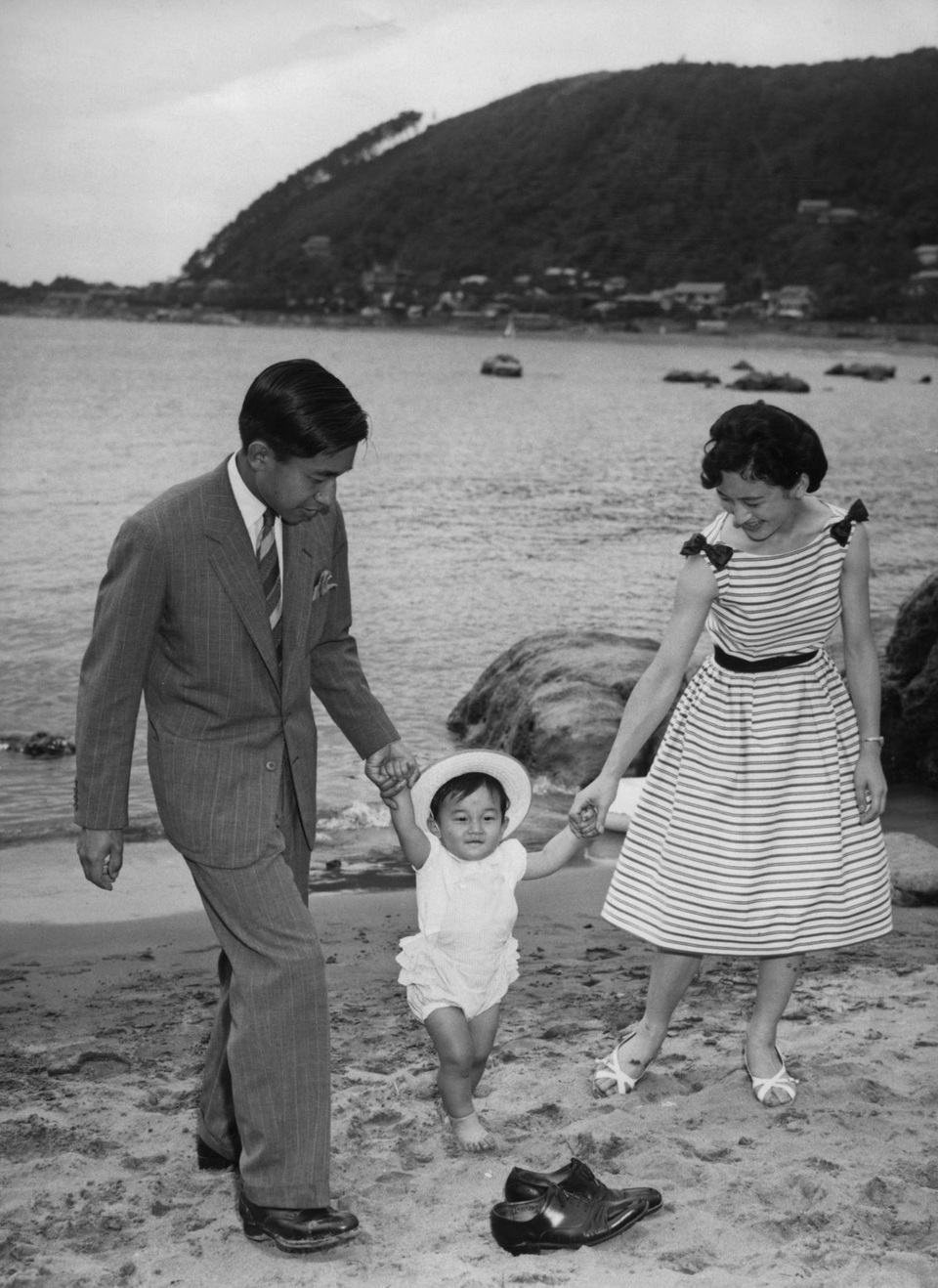 Đường tới ngai vàng của tân Nhật hoàng Naruhito - 2 Đường tới ngai vàng của tân Nhật hoàng Naruhito - 2