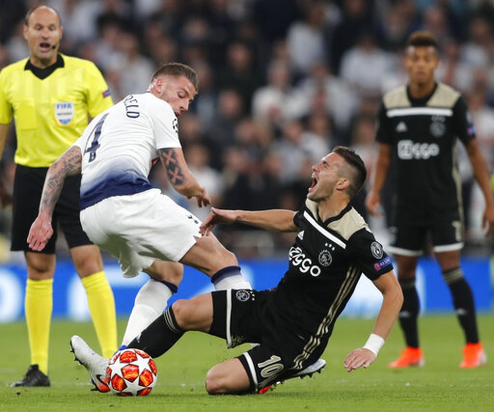 Nhìn lại chiến thắng ngọt ngào của Ajax trên sân Tottenham - 4 Nhìn lại chiến thắng ngọt ngào của Ajax trên sân Tottenham - 4