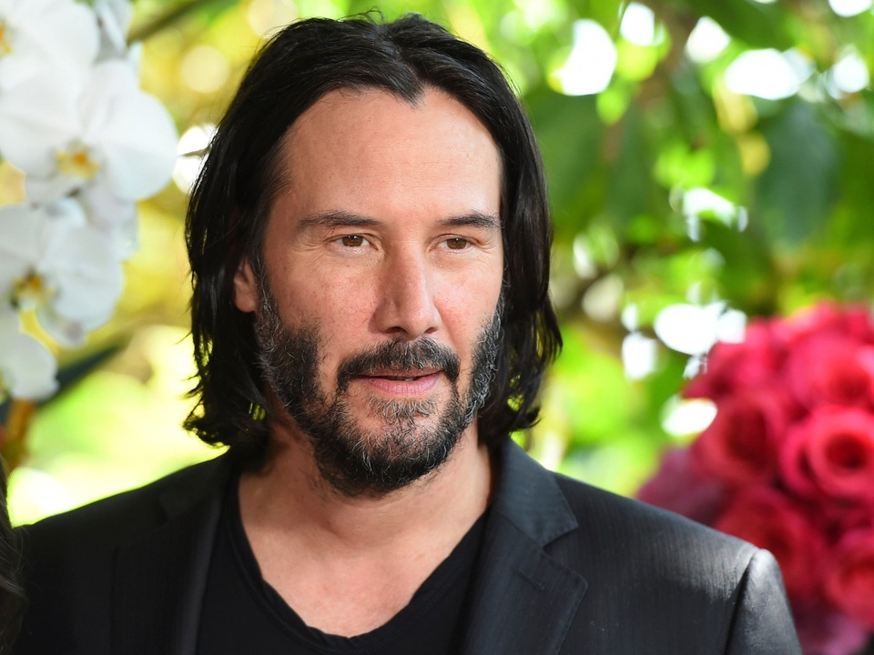 Simple star Keanu Reeves is shocked when he becomes a fashion face - 1