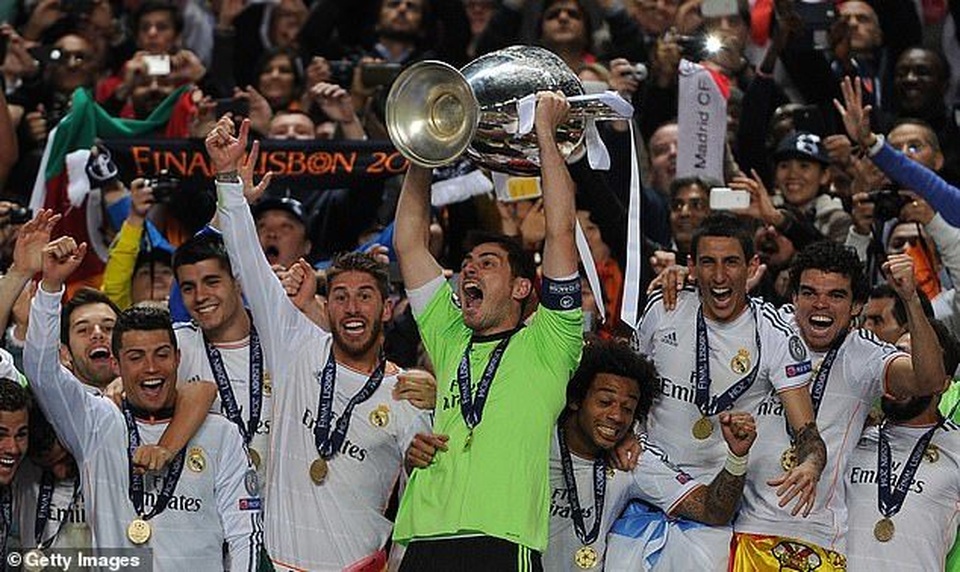 Iker Casillas nhập viện khẩn cấp do đau tim - 4 Iker Casillas nhập viện khẩn cấp do đau tim - 4