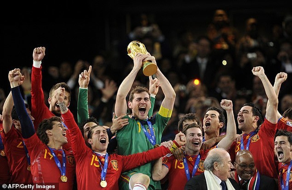Iker Casillas nhập viện khẩn cấp do đau tim - 3 Iker Casillas nhập viện khẩn cấp do đau tim - 3