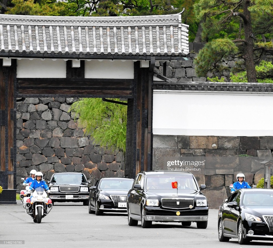 Chiếc xe chở tân Nhật hoàng Naruhito tới lễ đăng cơ có gì đặc biệt? - 3