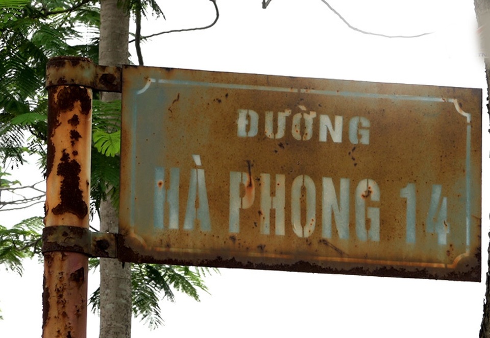 Hà Nội ngàn tỷ chôn vùi: Đau lòng siêu đô thị chỉ để nuôi vịt, thả bò - 7 Hà Nội ngàn tỷ chôn vùi: Đau lòng siêu đô thị chỉ để nuôi vịt, thả bò - 7