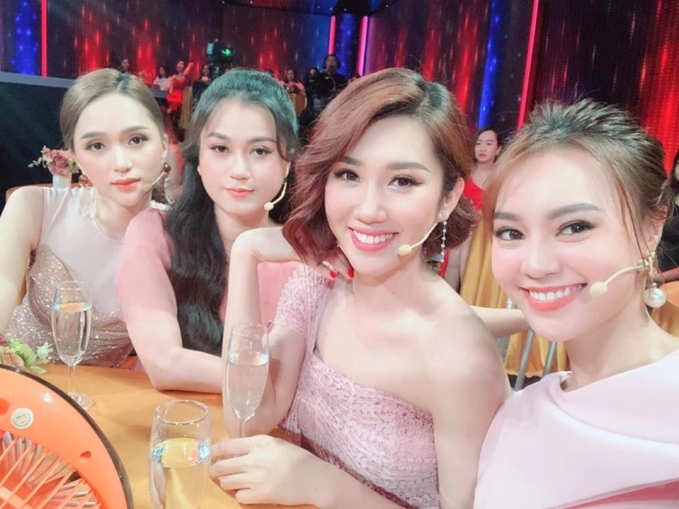 Sao Việt tận hưởng kỳ nghỉ lễ dài ngày như thế nào? - 21 Sao Việt tận hưởng kỳ nghỉ lễ dài ngày như thế nào? - 21