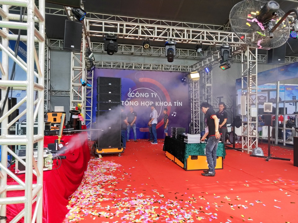 Dạo quanh triển lãm quốc tế các thiết bị biểu diễn chuyên nghiệp - Plase show 2019 - 6 Dạo quanh triển lãm quốc tế các thiết bị biểu diễn chuyên nghiệp - Plase show 2019 - 6