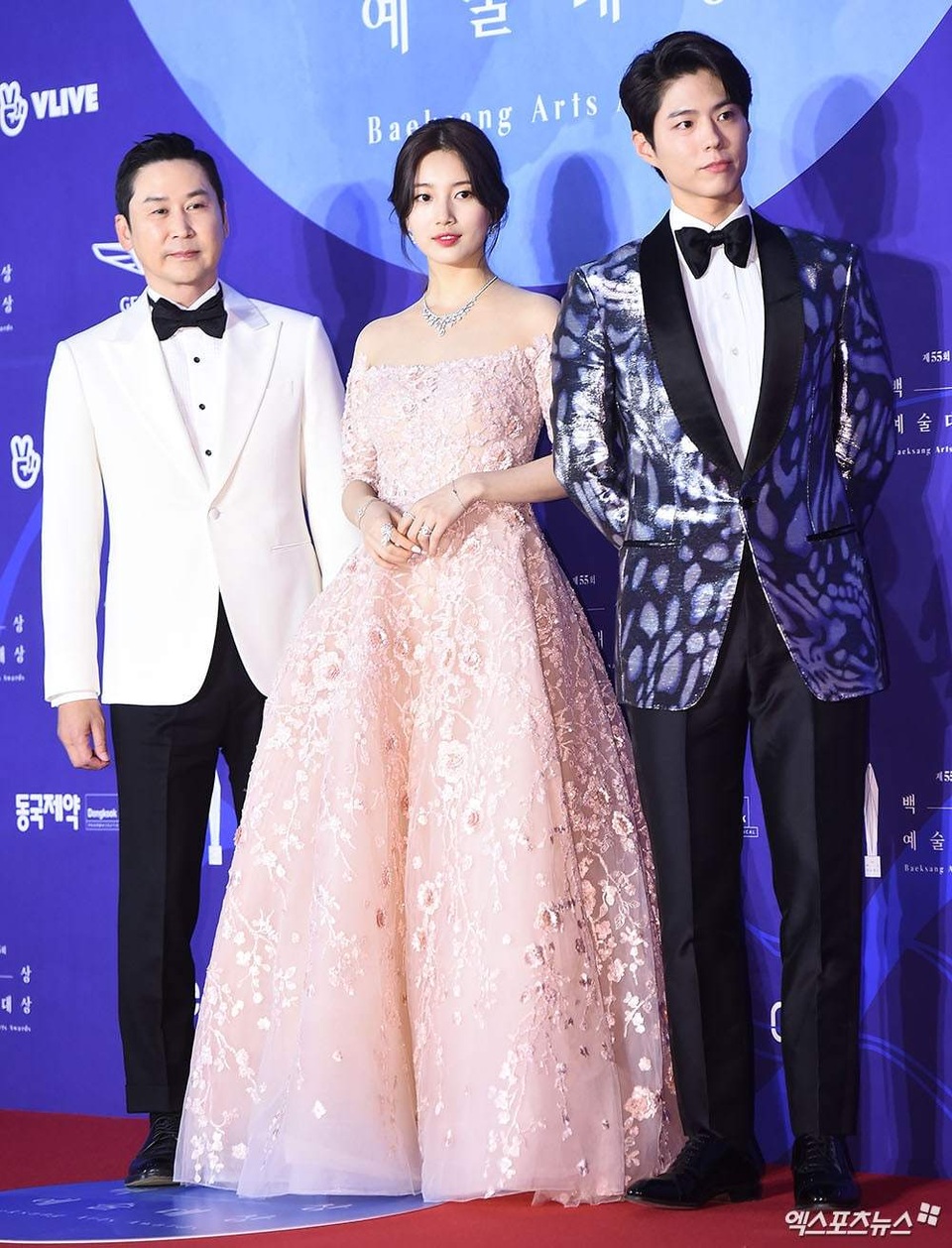 Chị đẹp Kim Hye Soo đẹp lấn át và quyến rũ trên thảm đỏ Baeksang 2019 - 21 Chị đẹp Kim Hye Soo đẹp lấn át và quyến rũ trên thảm đỏ Baeksang 2019 - 21