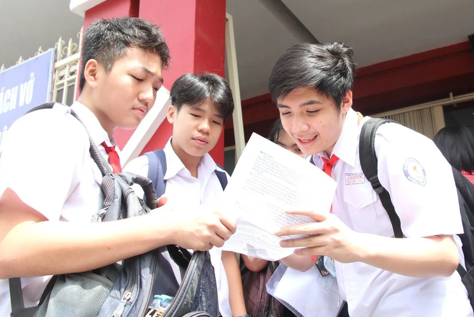 Nóng: TPHCM công bố nguyện vọng ban đầu vào lớp 10 - 1 Nóng: TPHCM công bố nguyện vọng ban đầu vào lớp 10 - 1