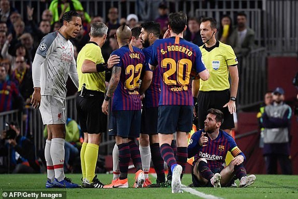 Barcelona 3-0 Liverpool: Cú đúp của Messi - 14 Barcelona 3-0 Liverpool: Cú đúp của Messi - 14