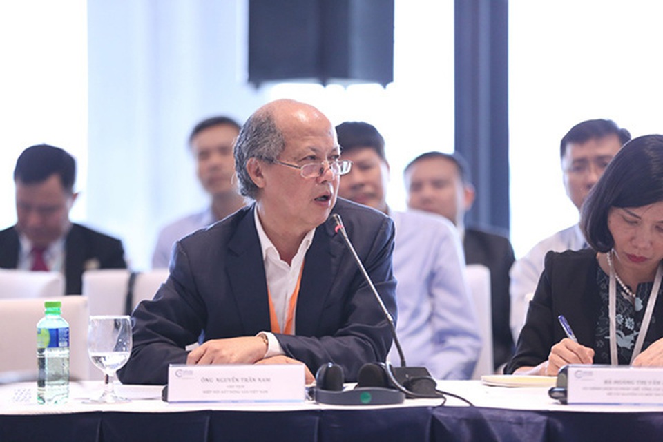 Mức độ rủi ro cao, người dân không mặn mà với quỹ đầu tư bất động sản - 1 Mức độ rủi ro cao, người dân không mặn mà với quỹ đầu tư bất động sản - 1