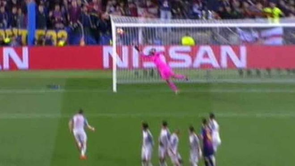 Barcelona 3-0 Liverpool: Cú đúp của Messi - 5 Barcelona 3-0 Liverpool: Cú đúp của Messi - 5