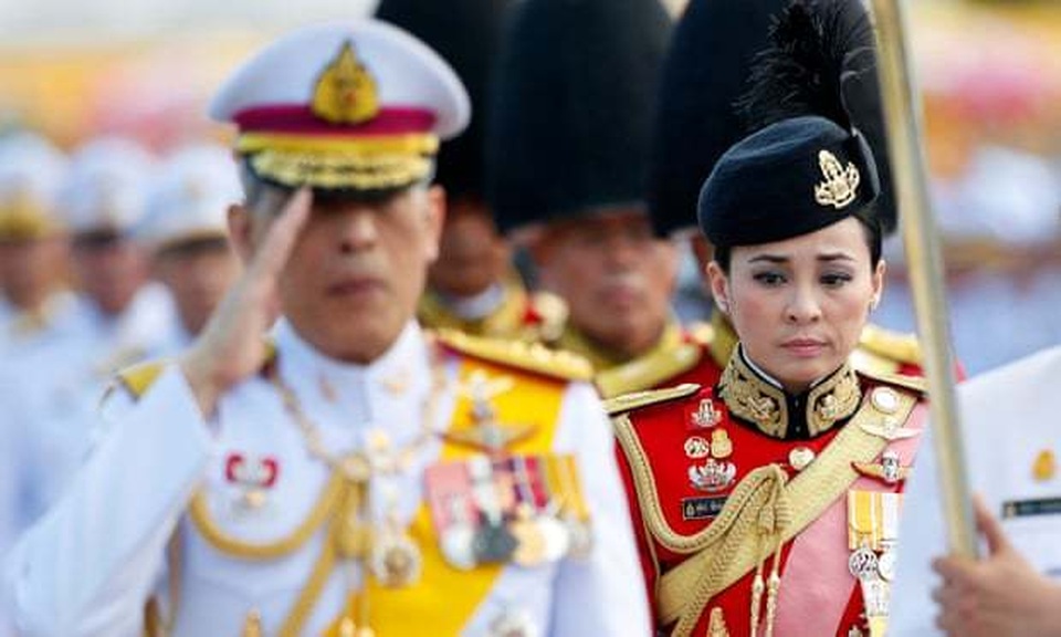 Lễ kết hôn và phong nữ tướng làm Hoàng hậu của Quốc vương Thái Lan - 12 Lễ kết hôn và phong nữ tướng làm Hoàng hậu của Quốc vương Thái Lan - 12