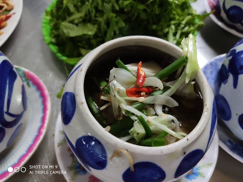 Kỳ lạ món “đèn pha đại dương”, trông thì ghê nhưng ăn lại mê ở Phú Yên - 3 Kỳ lạ món “đèn pha đại dương”, trông thì ghê nhưng ăn lại mê ở Phú Yên - 3