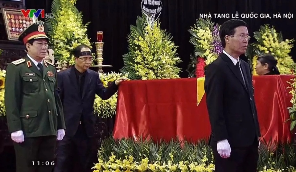 Máy bay đưa nguyên Chủ tịch nước Lê Đức Anh về nơi an nghỉ cuối cùng tại TPHCM - 32