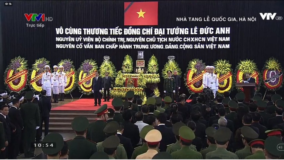 Máy bay đưa nguyên Chủ tịch nước Lê Đức Anh về nơi an nghỉ cuối cùng tại TPHCM - 36