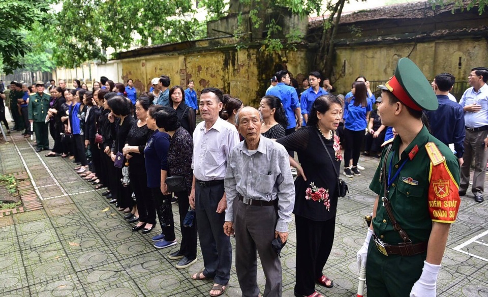 Máy bay đưa nguyên Chủ tịch nước Lê Đức Anh về nơi an nghỉ cuối cùng tại TPHCM - 29