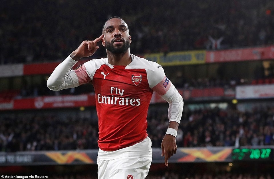 Arsenal 3-1 Valencia: Cú đúp của Lacazette - 7 Arsenal 3-1 Valencia: Cú đúp của Lacazette - 7