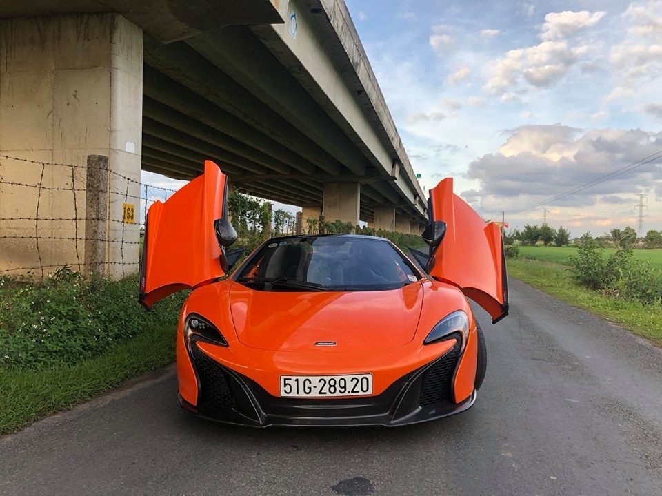 Sốc với những siêu xe về Việt Nam gánh phí hàng tỷ đồng - 9 Sốc với những siêu xe về Việt Nam gánh phí hàng tỷ đồng - 9