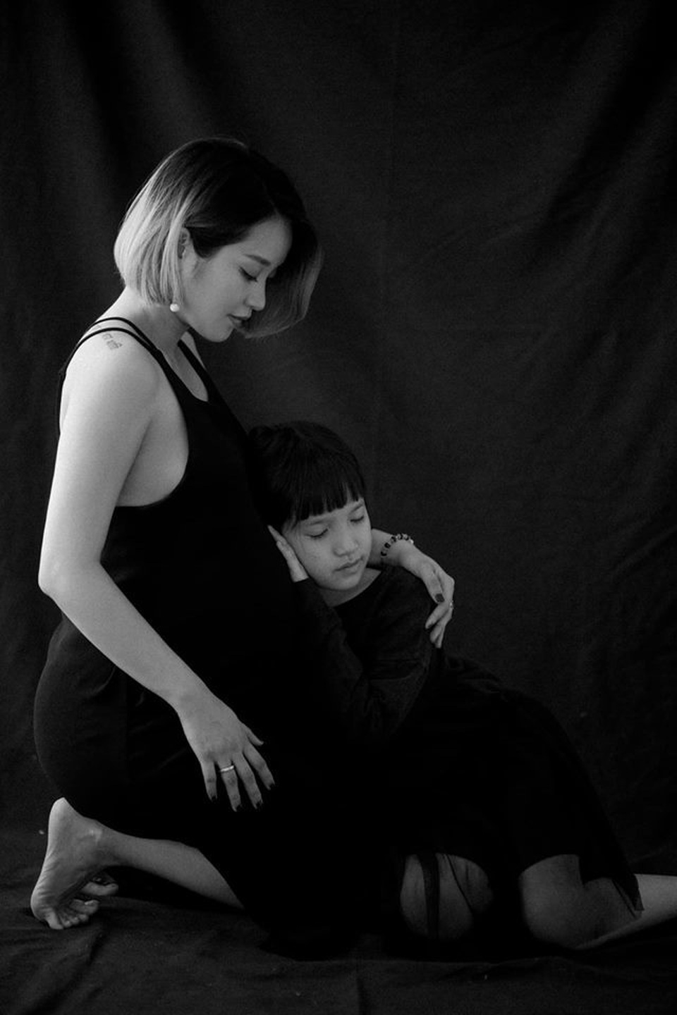 Hot girl Mi Vân sinh con lần 2 sau khi đính hôn với bạn trai 4 năm - 3 Hot girl Mi Vân sinh con lần 2 sau khi đính hôn với bạn trai 4 năm - 3