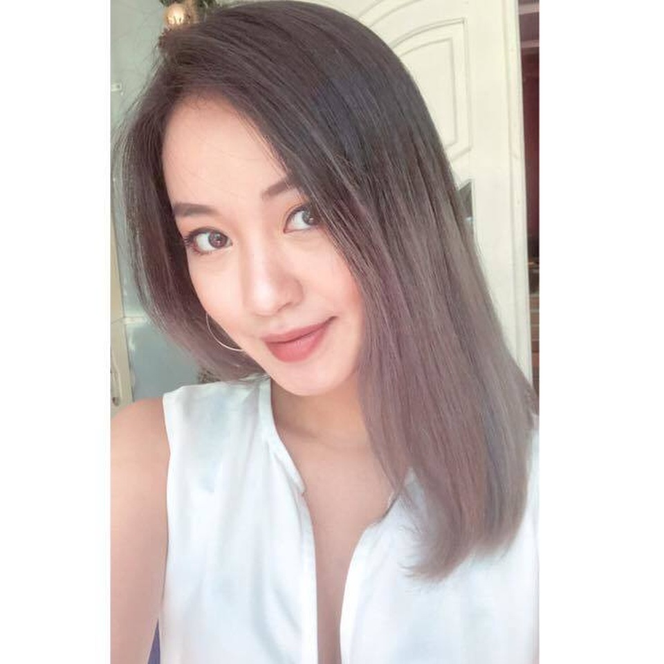 Hot girl Mi Vân sinh con lần 2 sau khi đính hôn với bạn trai 4 năm - 5 Hot girl Mi Vân sinh con lần 2 sau khi đính hôn với bạn trai 4 năm - 5